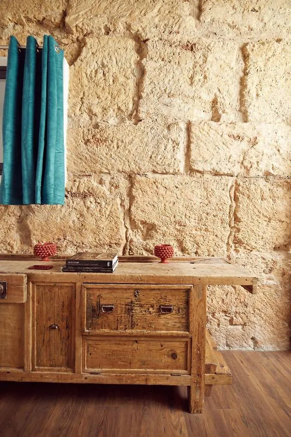 L' Hôtellerie Easy Suites Palermo Alojamento de Acomodação e Pequeno-almoço