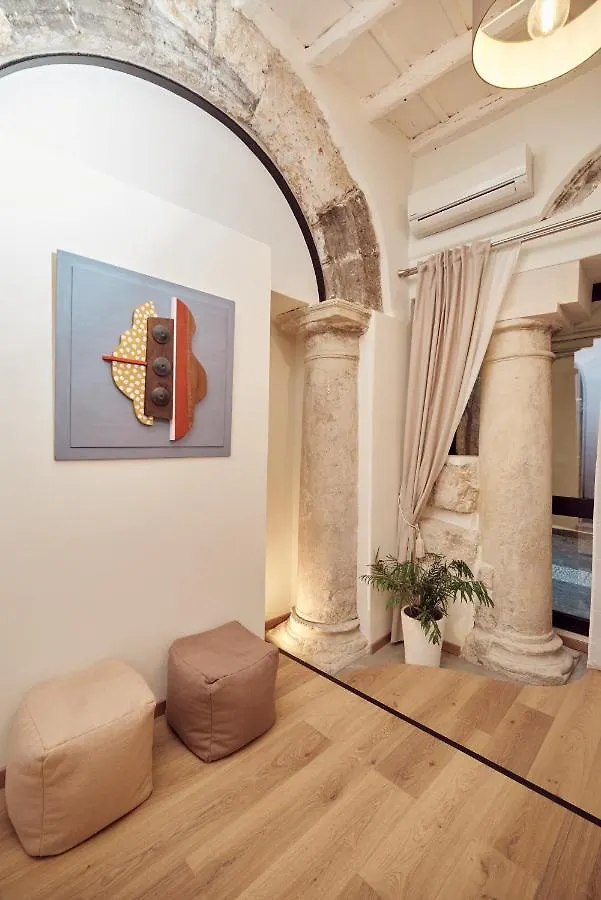 L' Hôtellerie Easy Suites Palermo