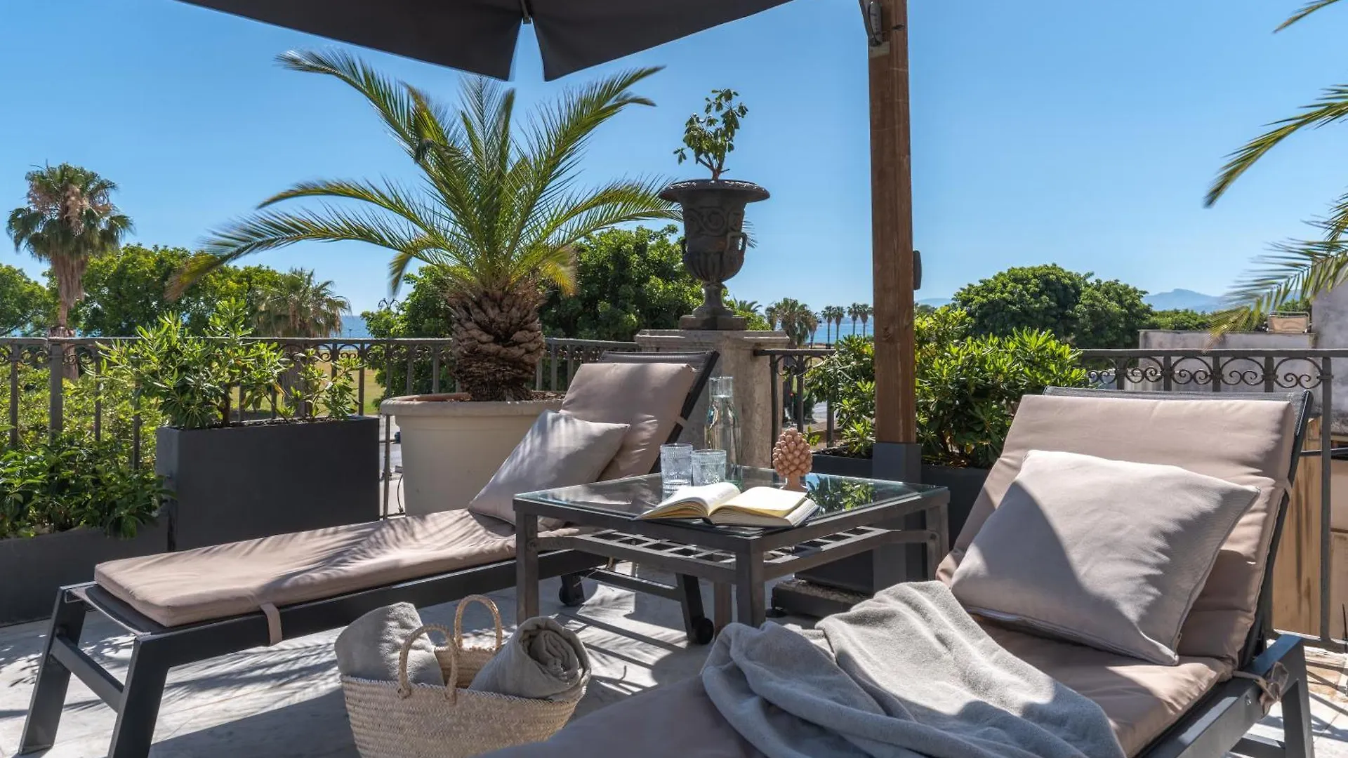 L' Hôtellerie Easy Suites Palermo Itália