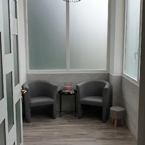 https://relais_seriate.it-lombardy.com