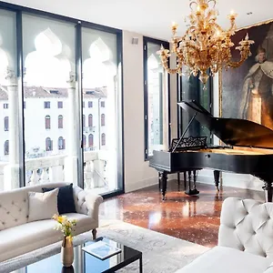 https://palazzetto-foscari.hotelinveneto.com