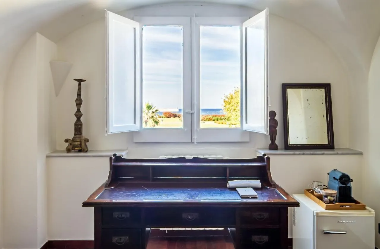 L' Hotellerie Easy Suites Palermo Bed & Breakfast