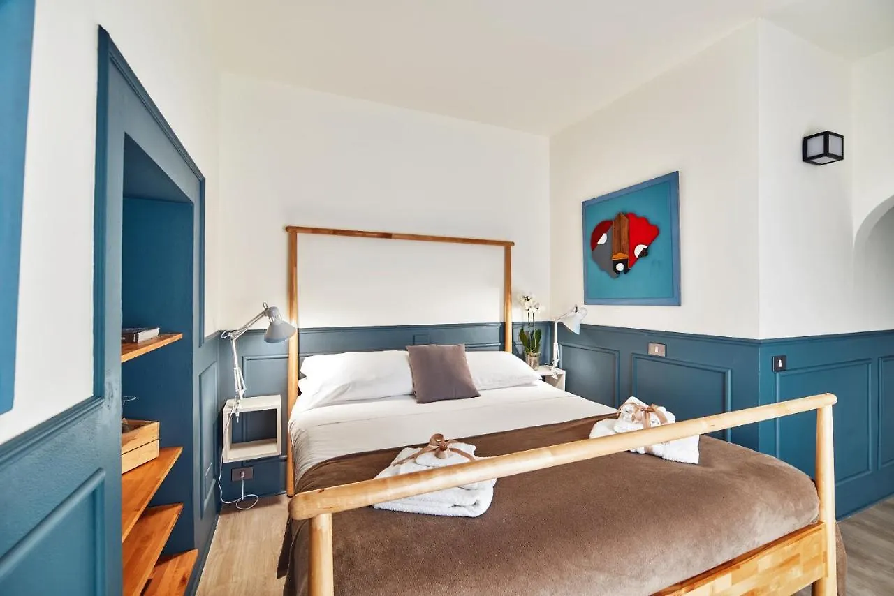 L' Hotellerie Easy Suites Palermo İtalya