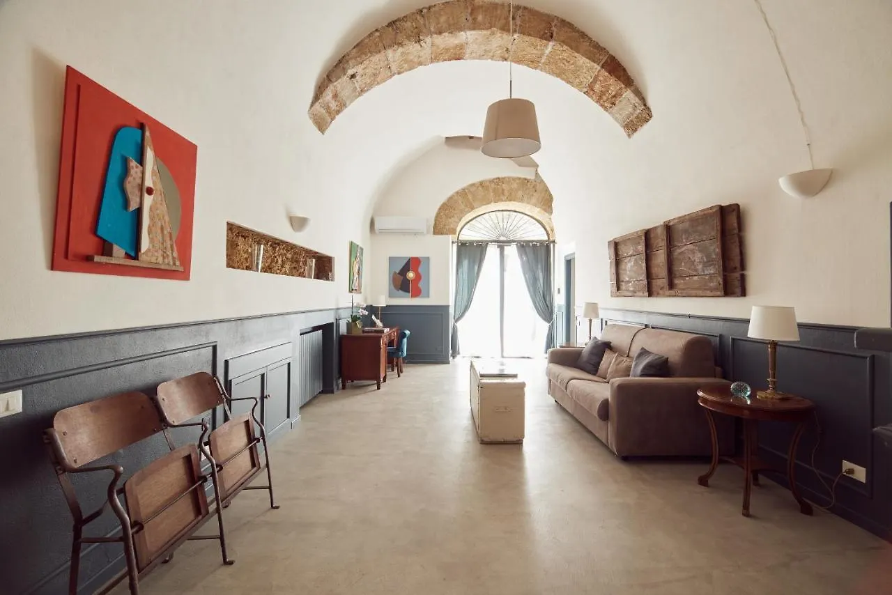 L' Hotellerie Easy Suites Palermo İtalya