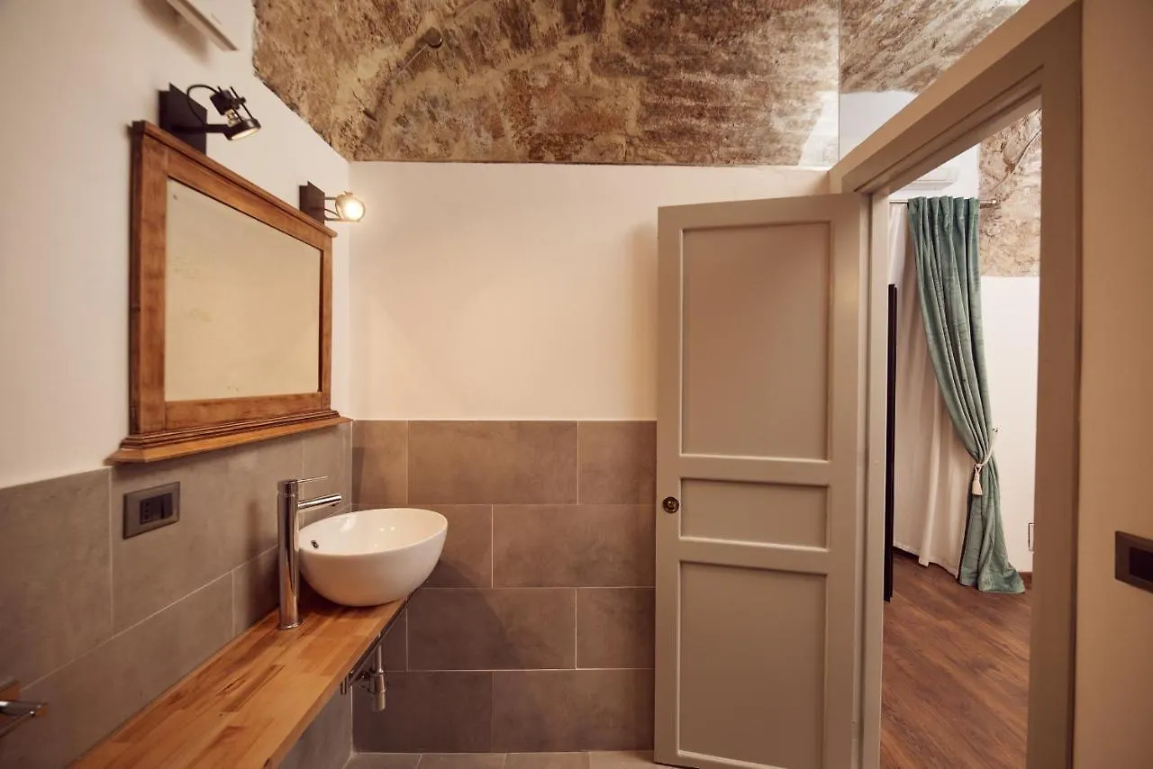 L' Hotellerie Easy Suites Palermo İtalya