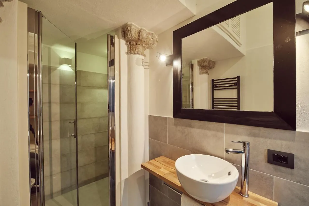 ** Oda ve Kahvaltı L' Hotellerie Easy Suites Palermo İtalya