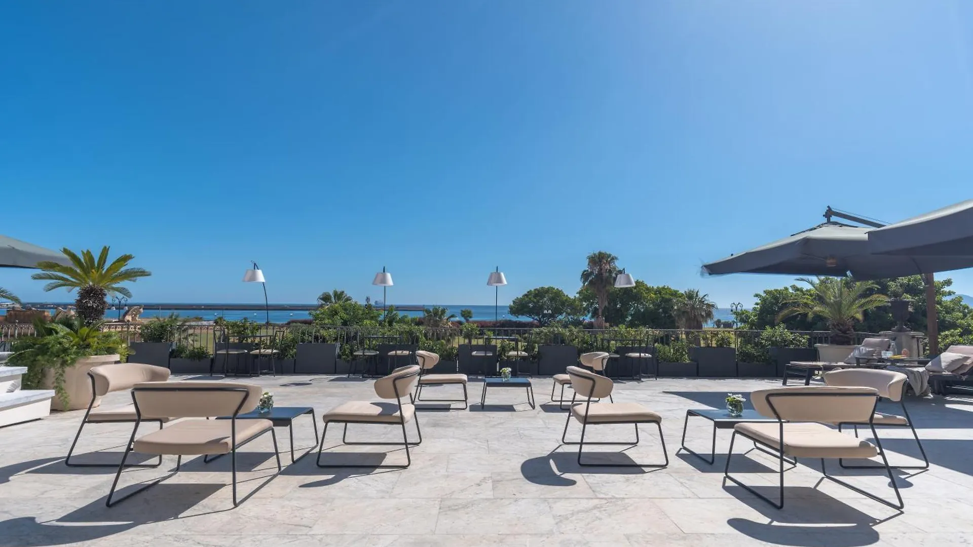 L' Hotellerie Easy Suites Palermo 2*,